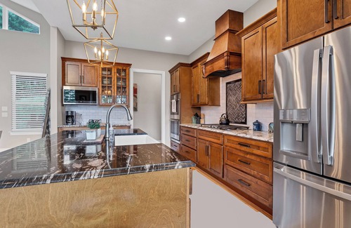 Townsend House | This amazing home has so much to offer ! located near the Great Smoky Mountains