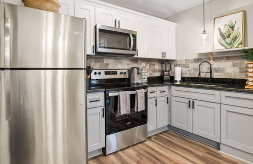 Hampton Apartment | This apartment is a 1 bedroom(s), 1 bathrooms, located in Hampton, VA.