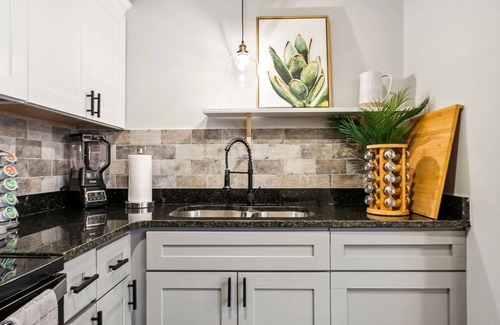 Hampton Apartment | This apartment is a 1 bedroom(s), 1 bathrooms, located in Hampton, VA.