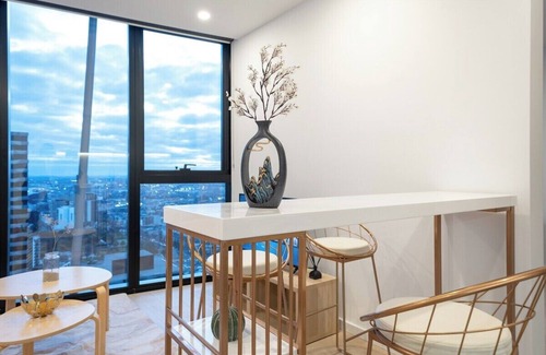 Carlton South Apartment | This apartment is a 2 bedroom(s), 1 bathrooms, located in Melbourne, VIC.