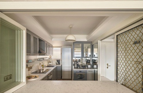 Arnavutkoy Apartment | This apartment is a 2 bedroom(s), 2 bathrooms, located in Beşiktaş, İstanbul.