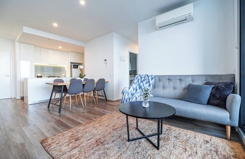 Footscray Apartment | This apartment is a 3 bedroom(s), 2 bathrooms, located in Footscray, VIC.