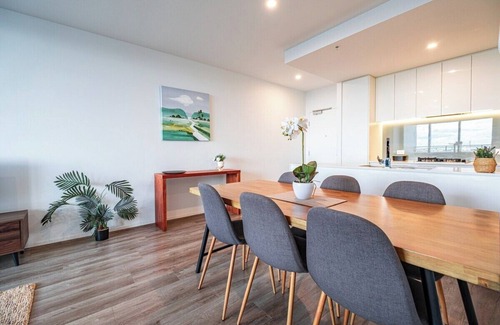 Footscray Apartment | This apartment is a 3 bedroom(s), 2 bathrooms, located in Footscray, VIC.