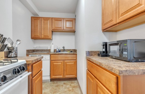 Downtown Harrisburg Apartment | This apartment is a 1 bedroom(s), 1 bathrooms, located in Harrisburg, PA.
