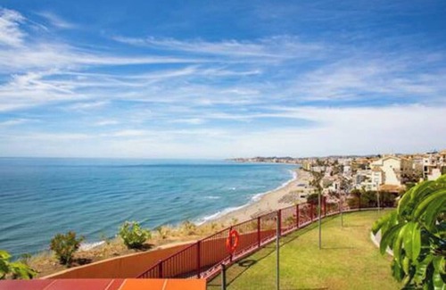 La Capellania Apartment | This apartment is a 2 bedroom(s), 2 bathrooms, located in Benalmádena, Andalucía.