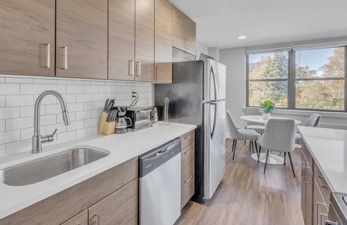 Germantown Apartment | This apartment is a 2 bedroom(s), 1 bathrooms, located in Philadelphia, PA.