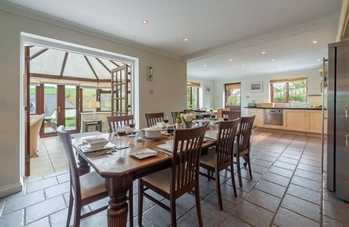 Wadebridge House | This beautiful and roomy holiday home is perfect for groups and families.