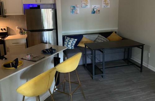 Loring Heights Apartment | This Business Executive Suite Is within walking distance of Atlantic Station.