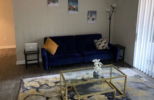 Loring Heights Apartment | This Business Executive Suite Is within walking distance of Atlantic Station.