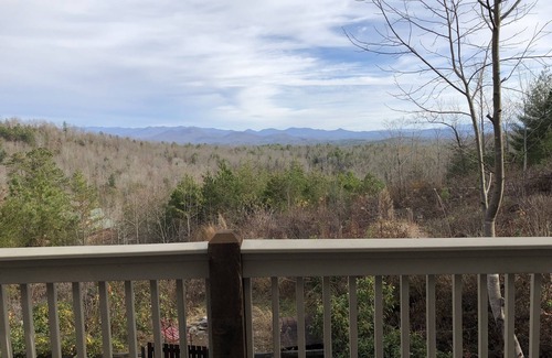 Unaka Ski Chalet | This chalet is no longer for rent since 2019