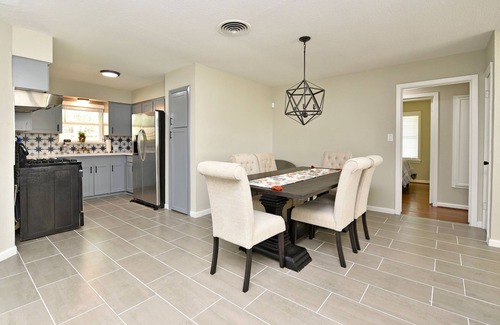 Sharpstown House | This charming 3 bedroom,1.5 bathroom home is the perfect place to relax!