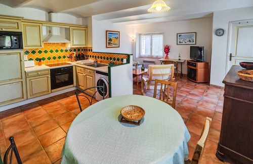 Berlou House | This charming house is the ideal place for a family vacation with experiences and relaxation.