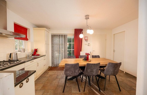 Hoge Hexel House | This comfortable luxury villa is located on vacation park Buitengoed Het Lageveld.