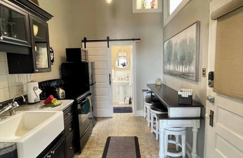 Salida Condo | This condominium is a 1 bedroom(s), 1 bathrooms, located in Salida, CO.