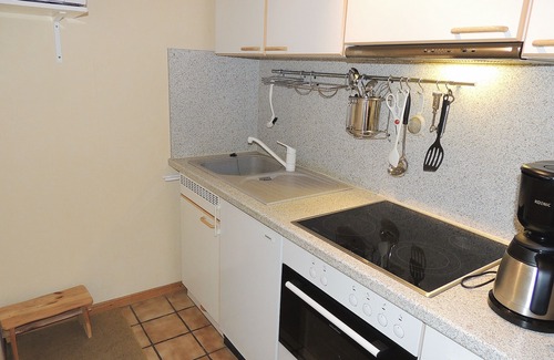 Steinwarder Apartment | This cozy apartment is located on the 3rd floor.