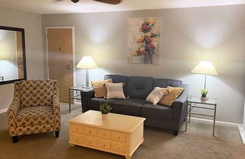 Eastport Condo | This Eastport condo has a large deck with amazing views of Spa Creek and downtown Annapolis.