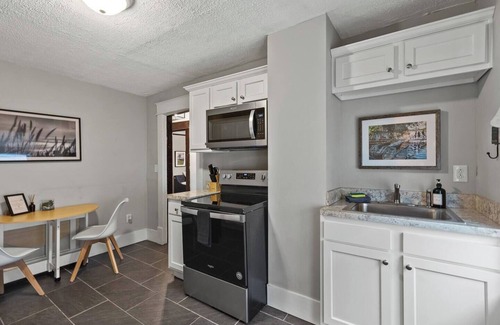 Frankfort House | This gem sits in the heart of picturesque South Frankfort, near the Kentucky river