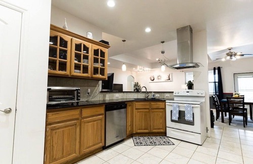 Central Oklahoma City Apartment | This home has it all!