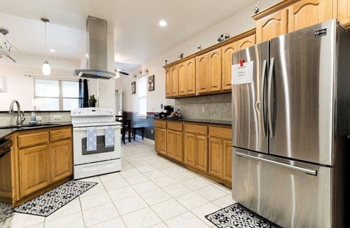 Central Oklahoma City Apartment | This home has it all!
