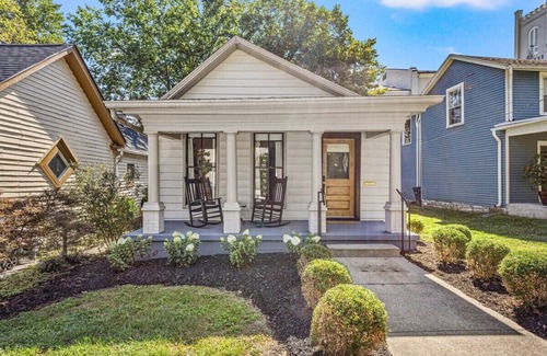 Frankfort House | This house is a 0 bedroom(s), 2 bathrooms, located in Frankfort, KY.