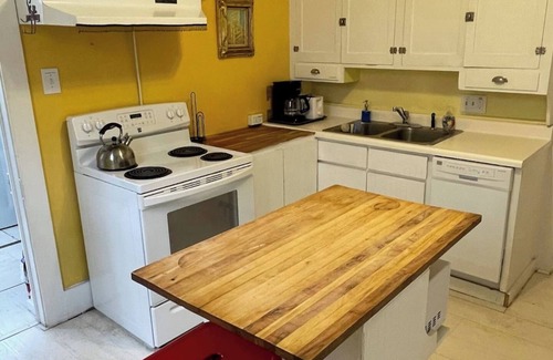 Salida House | This house is a 2 bedroom(s), 1 bathrooms, located in Salida, CO.
