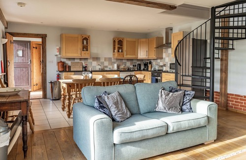 Cratfield House | This house is a 3 bedroom(s), 2 bathrooms, located in Halesworth, .