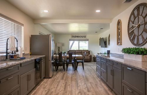 Eagle Point House | This house is a 3 bedroom(s), 2.5 bathrooms, located in Eagle Point, OR.