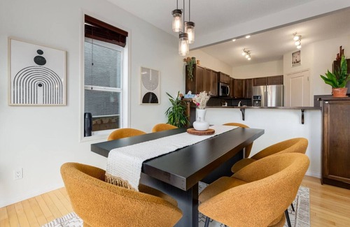 Southeast Calgary House | This house is a 3 bedroom(s), 2.5 bathrooms, located in Calgary, AB.