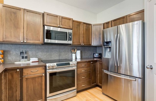 Southeast Calgary House | This house is a 3 bedroom(s), 2.5 bathrooms, located in Calgary, AB.