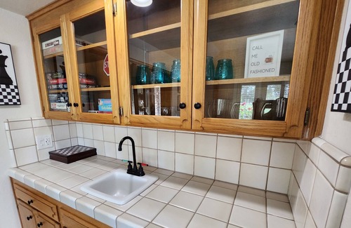 Fresno House | This house is a 3 bedroom(s), 2 bathrooms, located in Fresno, CA.