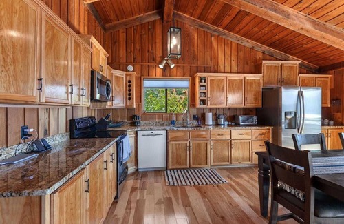 Bayview House | This house is a 4 bedroom(s), 3 bathrooms, located in Bayview, ID.