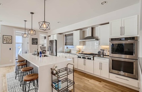 Sloan Lake House | This house is a 5 bedroom(s), 4 bathrooms, located in Denver, CO.