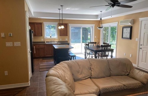 Point Clark House | This property is in pause until Dec 31, 2025