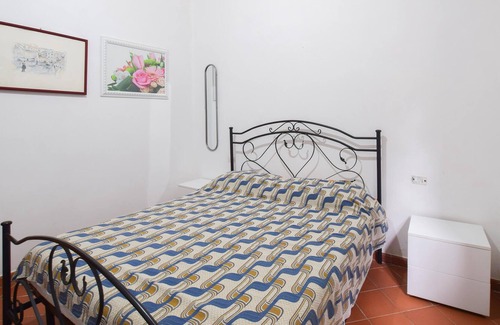 Drapia Apartment | This spacious and well distributed vacation apartment offers you and your family a view of the Tyrrh