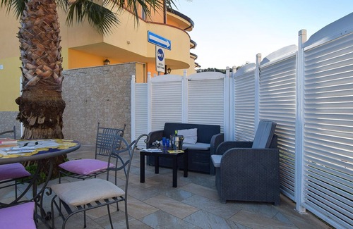 Laura House | This vacation home with pool access is the ideal place for a wonderful family vacation.