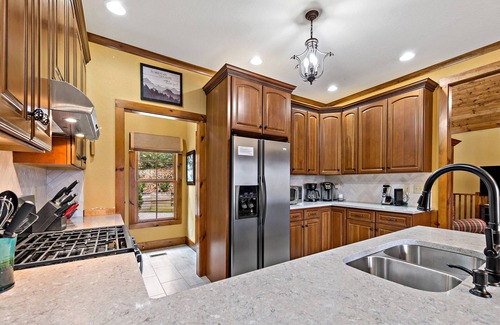 Mill Spring House | Thistle Ridge - Lake Adger Lakefront, Big Views!