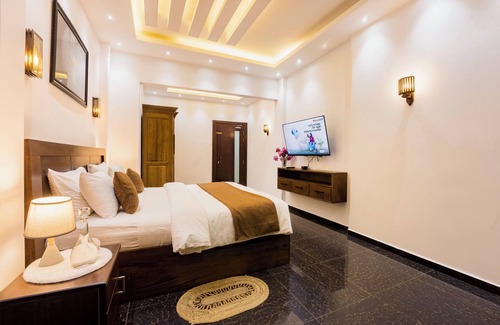 Thalaramba Hotel | ThiThi's Palace