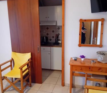 Limenaria Apartment | Thoma-is Studios
