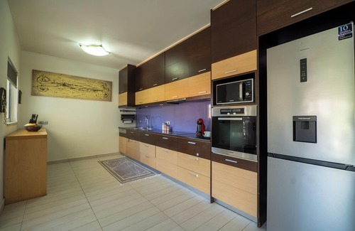 Daratsos House | Thomis Beach Family Home, few steps from the sea!