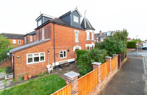 Shirley House | Thornbury Guest House Room 5