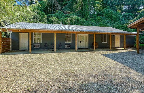 Sylva Apartment | Thoughtfully designed studio, easy access to Downtown Dillsboro