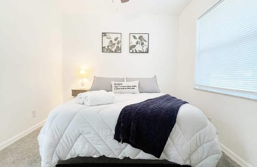 Ocala House | ■Three BDR Home■ Convenient location & Newly Renovated