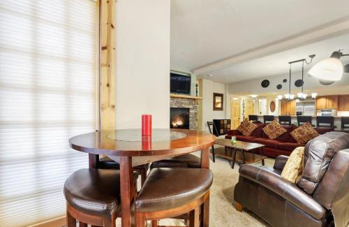 Kirkwood Apartment | Three-Bedroom Apartment
