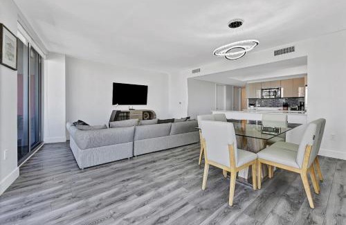 Hallandale Beach Apartment | Three-Bedroom Beachwalk Resort Apartment