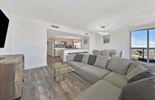 Hallandale Beach Apartment | Three-Bedroom Beachwalk Resort Apartment