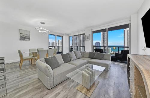 Hallandale Beach Apartment | Three-Bedroom Beachwalk Resort Apartment