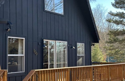 Stambaugh Ski Chalet | Three Bedroom Chalet Suite Steps From Ski Brule w/Wood Burning Fireplace