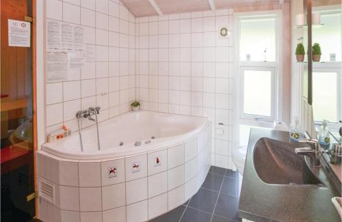 Nordborg House | Three-Bedroom Holiday Home In Nordborg