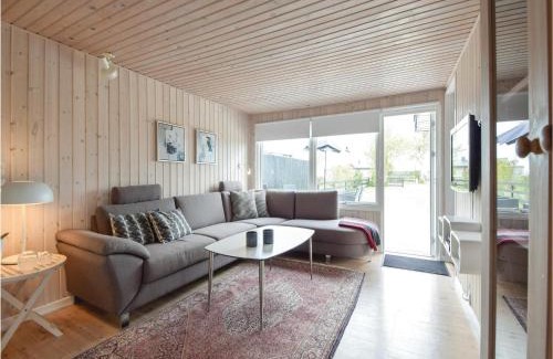 Juelsminde House | Three-Bedroom Holiday Home In Juelsminde