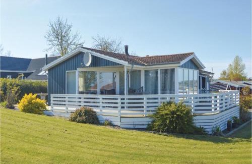 Vikær Strand House | Three-Bedroom Holiday Home In Haderslev